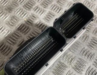 BMW 4 Series F32/F33/F36 (2013-2020) Блок управления двигателем 0281031285,8582155,170297334,1039S73168 32963322