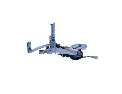 SUZUKI GSX-R 971 (2016-2020) Right side footrest peg hanger assembly Unavailable 25322521