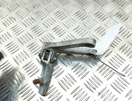 HONDA CBR (1983-2016) Front left side footrest peg hanger  32872714