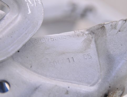 MERCEDES-BENZ Vito W639 (2003-2015) Bonnet Hood Hinge Set A6397500351 33018289