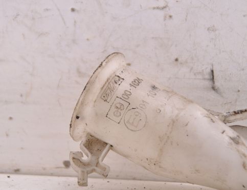 FORD Focus 3 generation (2011-2020) НАПОЛНИТЕЛЬНАЯ ТРУБА БАКА ЖИДКОСТИ ОКНА BM51170615A 33048767