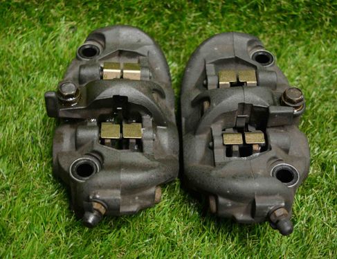 KAWASAKI Z B7 (2010-2015) Front brake calipers 17751399