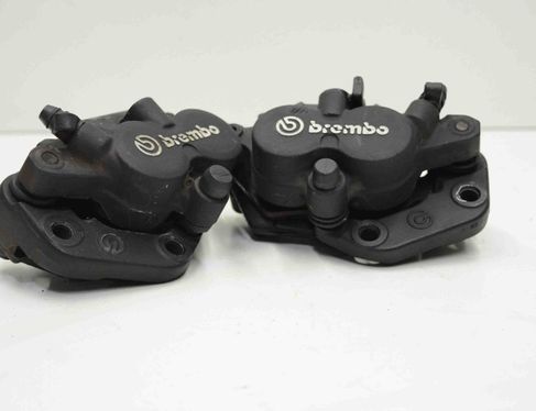 BMW F B (2005-2010) Front brake calipers 19746601