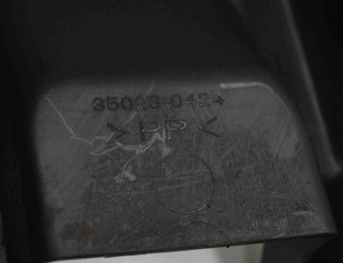 KAWASAKI Z W212/S212/C207/A207 (2009-2016) Apakšējais amortizatora kronšteins 35023-0424 25398727
