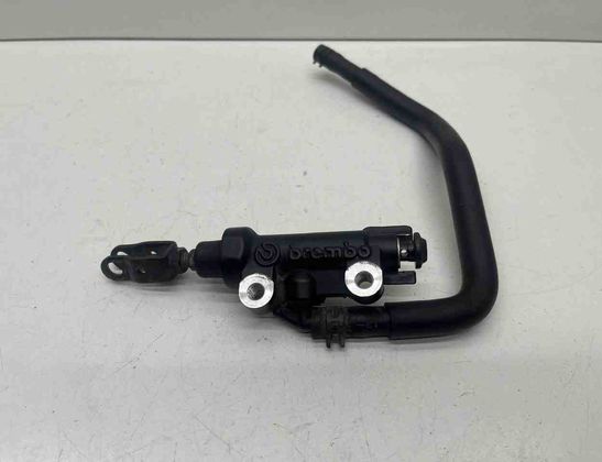 YAMAHA MT 5 generation (KL) (2013-2024) Насос главного тормозного цилиндра заднего 25629746