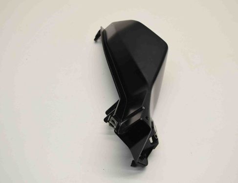 YAMAHA MT R230 (2001-2011) Aizmugurējā plastmasa bc6-F1731-00 30382799