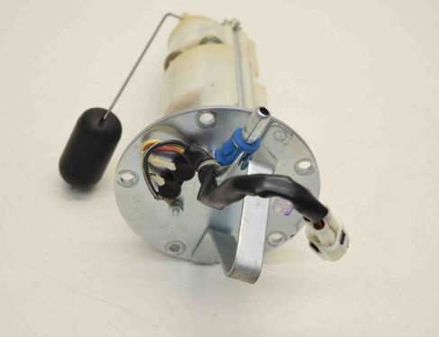 SUZUKI GSX-R D23 (2015-2023) Degvielas sūknis 15100-47H00,UC-T35SU61 31983295