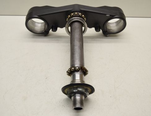 YAMAHA MT Нижняя траверса вилки вилки тройного сечения 32934246