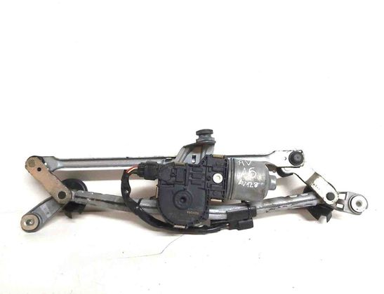 TOYOTA Avensis 3 generation (2009-2020) Priekšējā stikla tīrītāja mehānisms 0390241964,3397021034 30161925