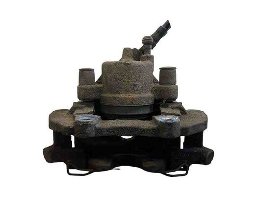 VOLVO XC70 3 generation (2007-2020) Front Right Brake Caliper 32106692