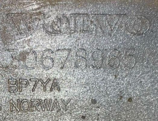 VOLVO XC60 1 generation (2008-2017) Aizmugurējā bufera apakšējā daļa / difuzors 30678965 32929890