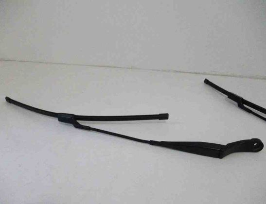 PEUGEOT 308 T9 (2013-2021) Стеклоочистители спереди 9677256280,9677256180 32467633