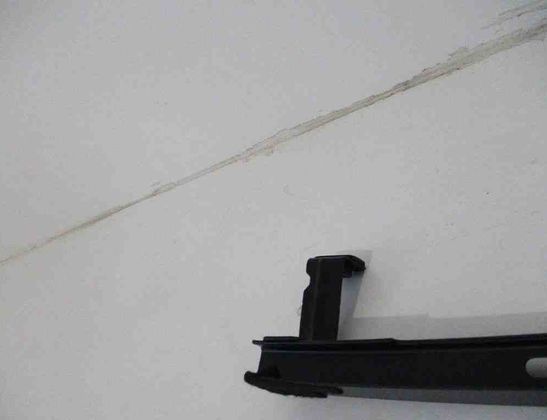 RENAULT Megane 3 generation (2008-2020) Rear door glass rail 822300011R 32467894