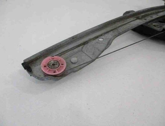 PEUGEOT 208 Peugeot 208 (2012-2015) Стеклоподъемник передней правой двери 9674254280 32482731