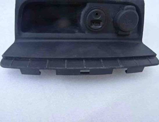 PEUGEOT 307 1 generation (2001-2008) USB 9674655277 32484134