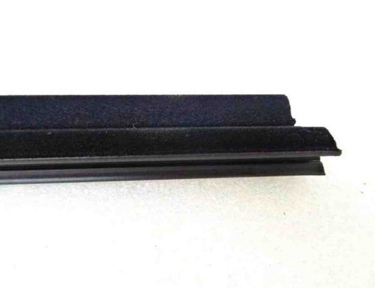 PEUGEOT 207 1 generation (2006-2009) Priekšējo kreiso durvju moldings 9334G9 32487839