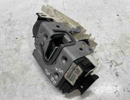 MERCEDES-BENZ E-Class W212/S212/C207/A207 (2009-2016) Замок передней левой двери A2047201835 22157429
