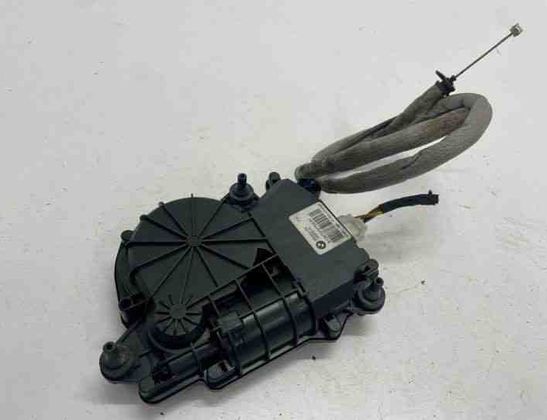BMW 5 Series F10/F11 (2009-2017) Rear Tailgate Boot Soft Close Motor 934404,51247273752,7273752 22173099
