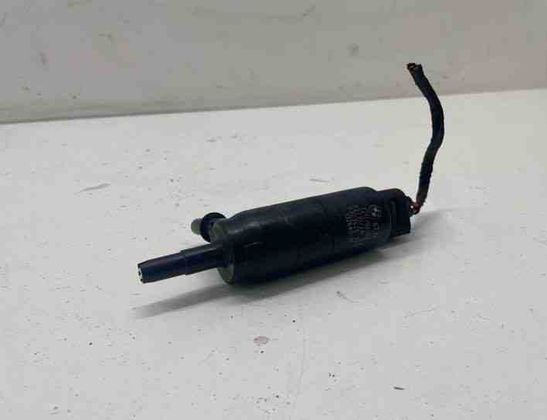 BMW 5 Series F10/F11 (2009-2017) Mazgātāja tvertnes motorīts 7217792,13264011 22199970