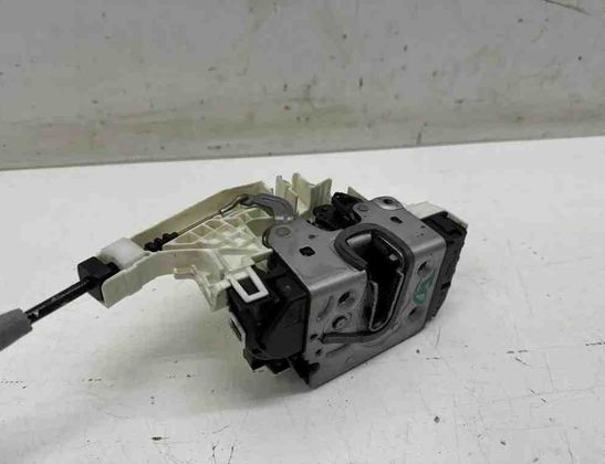 MERCEDES-BENZ E-Class W124 (1984-1997) Замок двери передний правый A2047201835 26762447