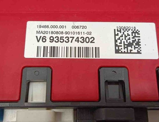 BMW 7 Series G11/G12 (2015-2023) Jaudas sadales kaste 9353743 26921270