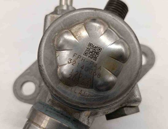 VOLVO XC90 1 generation (2002-2014) Degvielas sūknis 32140068 30418730