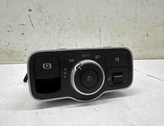 MERCEDES-BENZ GLB AMG X247 (2019-2023) Headlight Switch Control Unit A2479052902 30621830