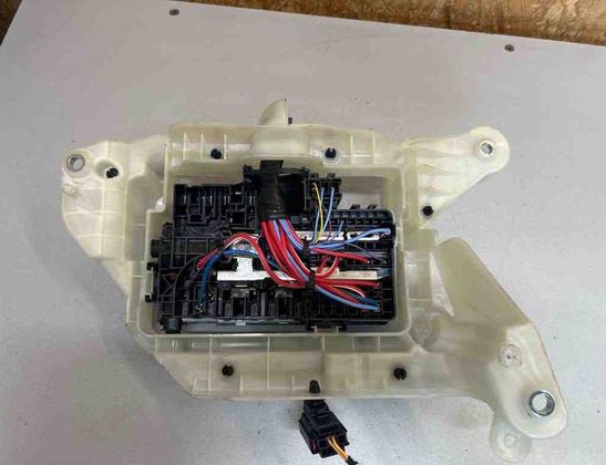 VOLVO XC60 2 generation (2017-2024) Fuse box 31384034 30696526