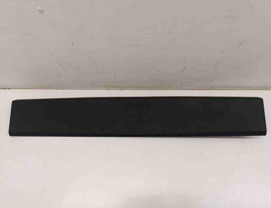 BMW X1 3 generation (U11) (2022-2023) Bagāžas nodalījuma vāka apdare 9450518 31870827