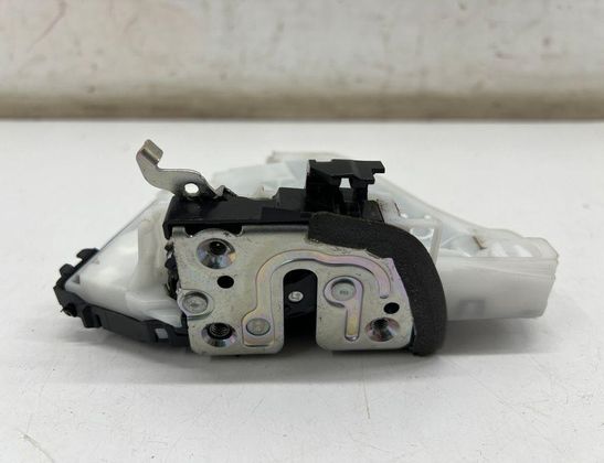 NISSAN Qashqai 2 generation (2013-2023) Замок передней левой двери 32751239
