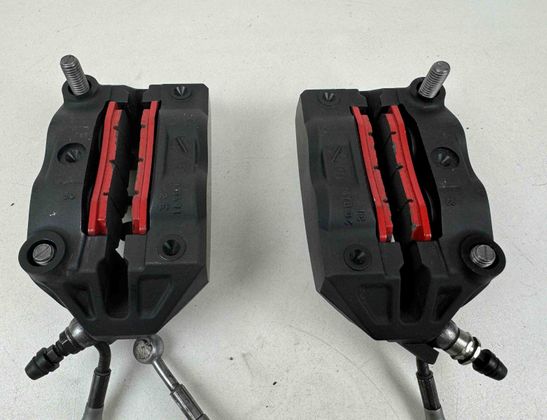BMW R 1200 Front brake calipers 34118556206,34117719823,34118548028,34328526552,34118556205 25407031