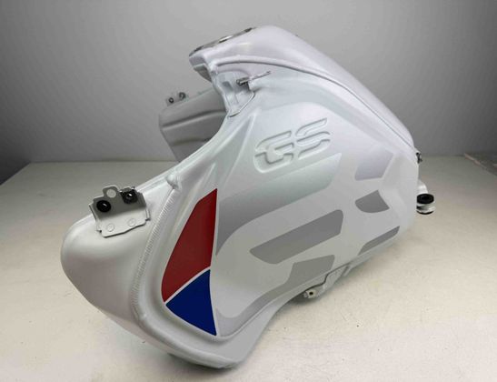 BMW R Degvielas Tvertne benzīnam 8536197,16118409343,16118536197 29534275