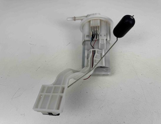 SUZUKI GSX Fuel pump 1510017K00000,15100-17K00-000,15100-17K00 30320270