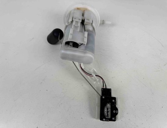 SUZUKI GSX Fuel pump 1510017K00000,15100-17K00-000,15100-17K00 30320270