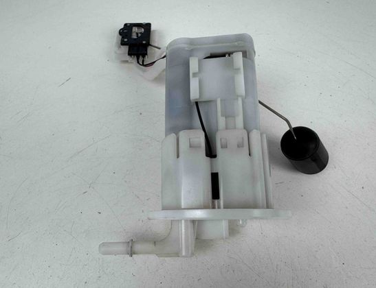 SUZUKI GSX Fuel pump 1510017K00000,15100-17K00-000,15100-17K00 30320270