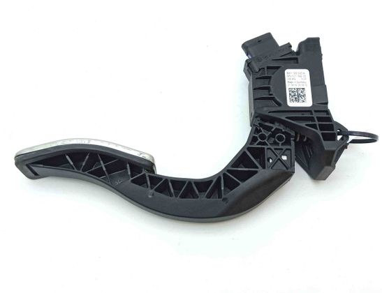 AUDI A4 B9/8W (2015-2024) Педаль газа 8W1723523A 30246805