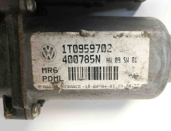 VOLKSWAGEN Touran 1 generation (2003-2015) Маторчик стеклоподъемника передней правой двери 1T0959702 13095003