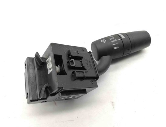 MAZDA 3 BM (2013-2019) Stikla tīrītāja rokturis 17F897 16893826