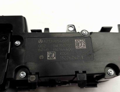 MERCEDES-BENZ E-Class W213/S213/C238/A238 (2016-2024) Interior Clock A2138270070,A2139054603 25745538