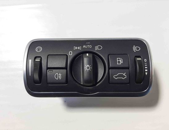 VOLVO XC70 3 generation (2007-2020) Headlight Switch Control Unit 30739456 27297443