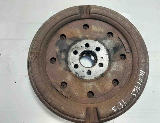 SKODA Yeti 1 generation (2009-2018) Маховик 03L105266CL 32089961