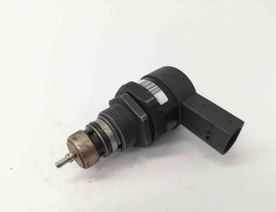 BMW 5 Series E60/E61 (2003-2010) Fuel Rail Pressure Sensor 0281002481 4163327