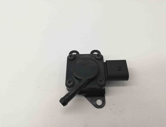 BMW X5 E70 (2006-2013) DPF Pressure Sensor 7808013 4266421