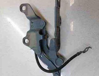 BMW 3 Series E90/E91/E92/E93 (2004-2013) Priekšējā labā dzinēja pārsega eņģe 7115263 25726562