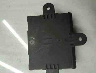 LAND ROVER Range Rover Sport 1 generation (2005-2013) Блок управления дверей передние левые AH2214D618AD 25733002