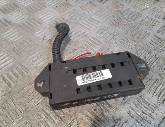 VOLVO XC70 2 generation (2000-2007) Распределительная коробка 9441776 29489535