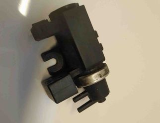 BMW X5 E53 (1999-2006) Solenoid Valve 2247906 29745236