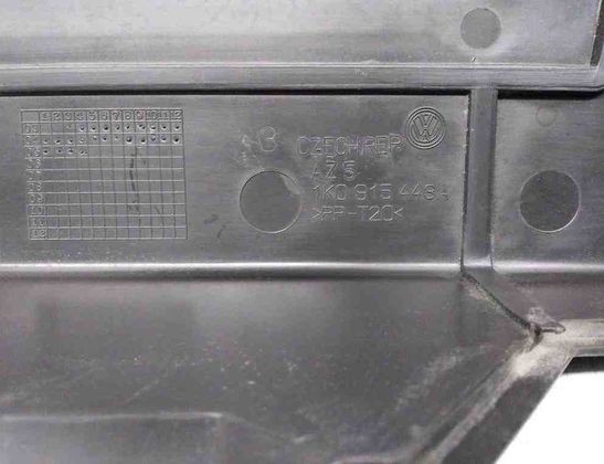 VOLKSWAGEN Golf 5 generation (2003-2009) Battery Cover 1K0915443A 32501572