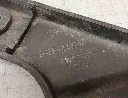 VOLKSWAGEN Transporter T5 (2003-2015) Sliding door hinge 7H0843435B 32514753