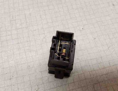 VOLKSWAGEN Polo 4 generation (2001-2009) Rear window heating switch 32515266